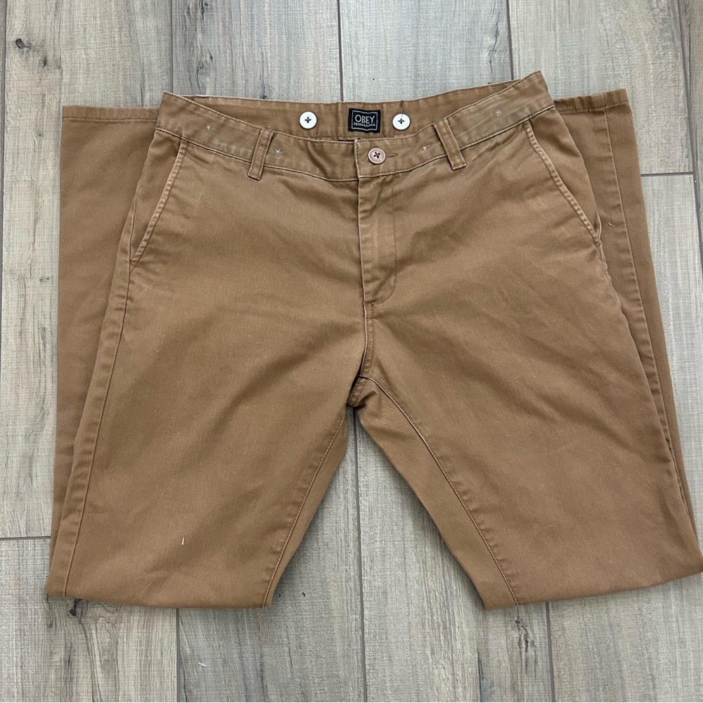 Obey Khakis sz 32X32